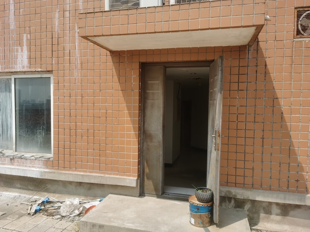 西环路26号楼 701室