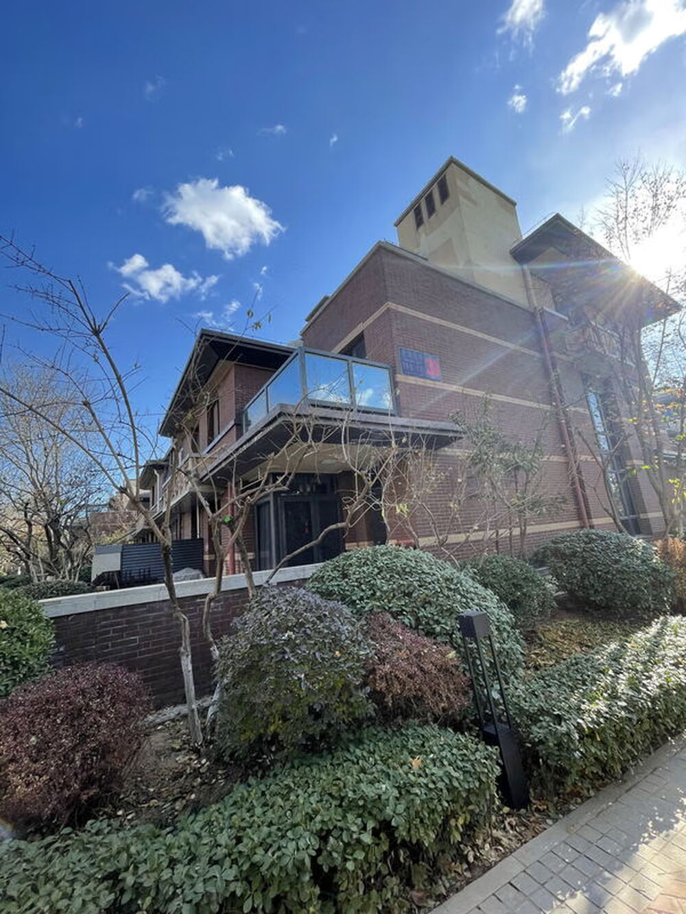 亿城燕西华府39号楼103号（联体别墅带2车位）