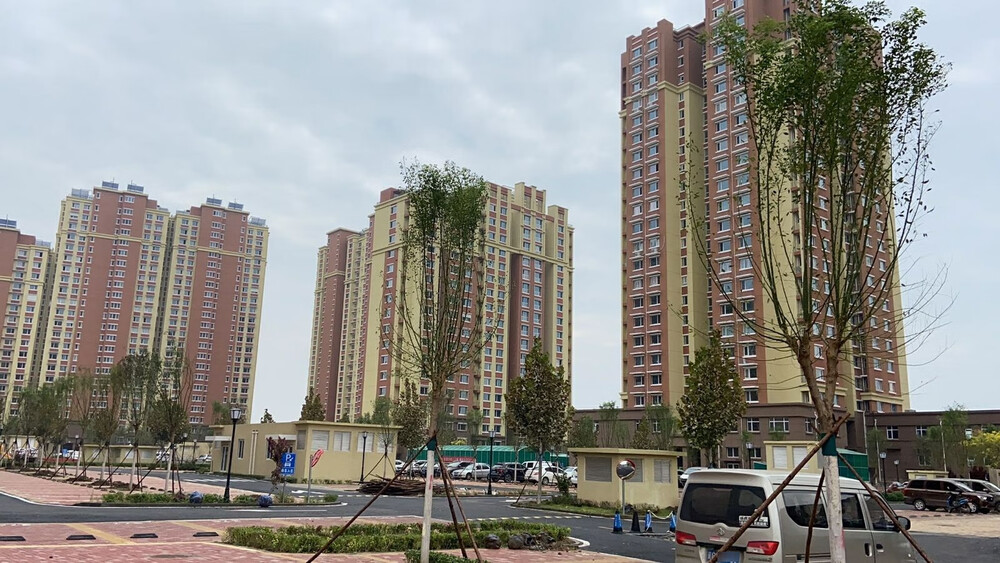绿海家园6号楼6-2室