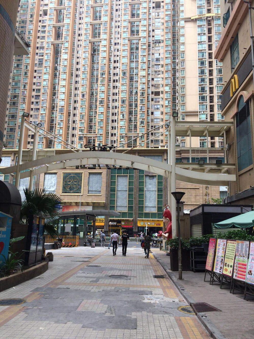 深圳市罗湖区春风路云景豪园豪景阁19d