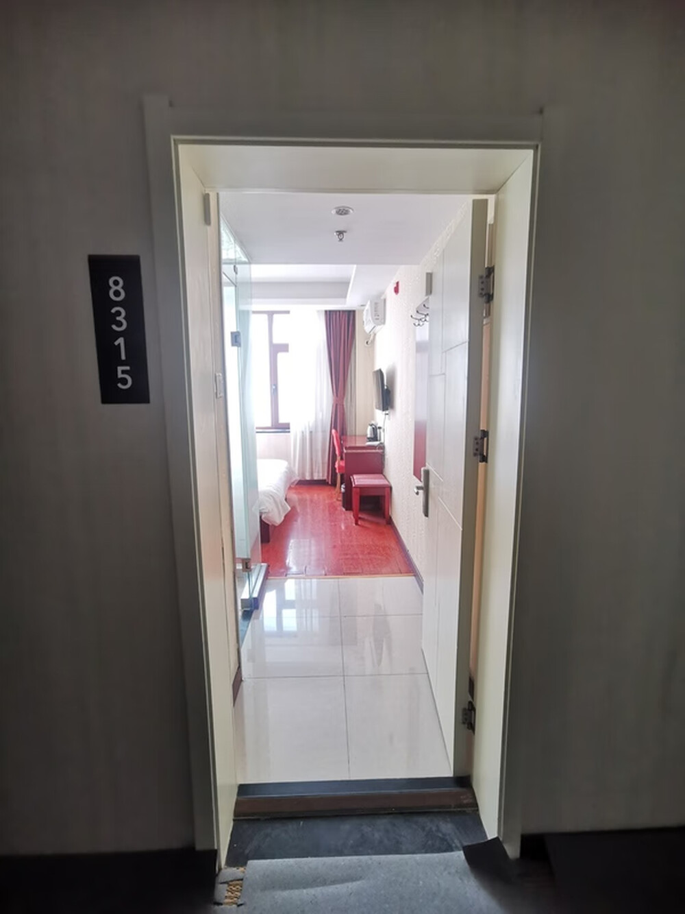 南菜园村西1幢315室