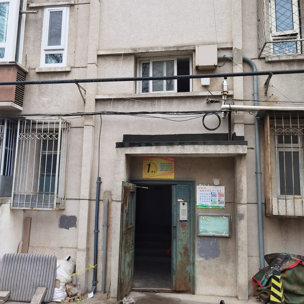 羊耳峪里21号楼1单元103室