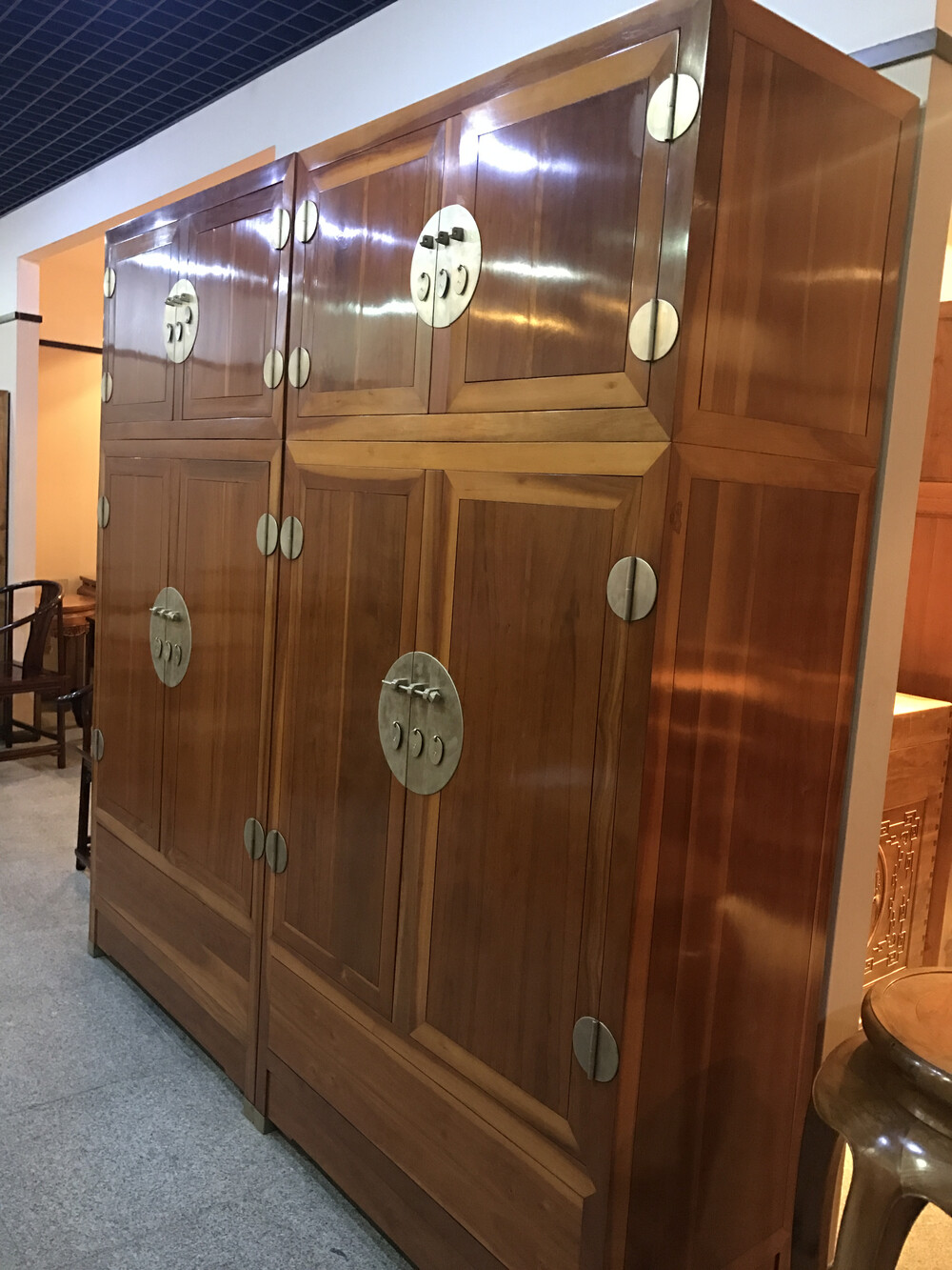 顶箱柜一件材质坡垒