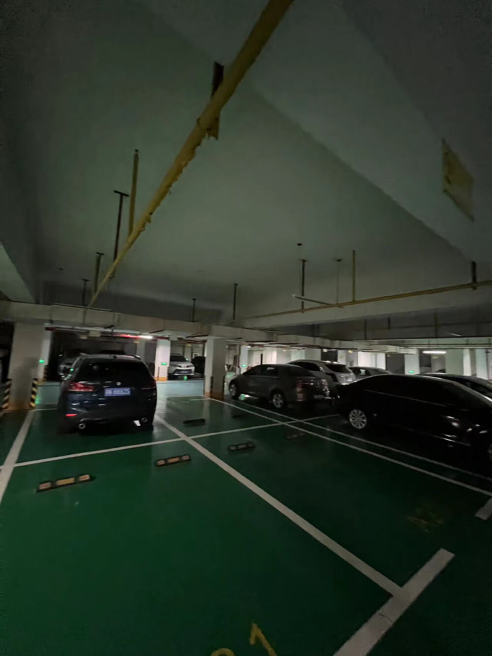 位于孝感市孝南区乾坤大道温馨家园小区地下停车场第一层a020车位