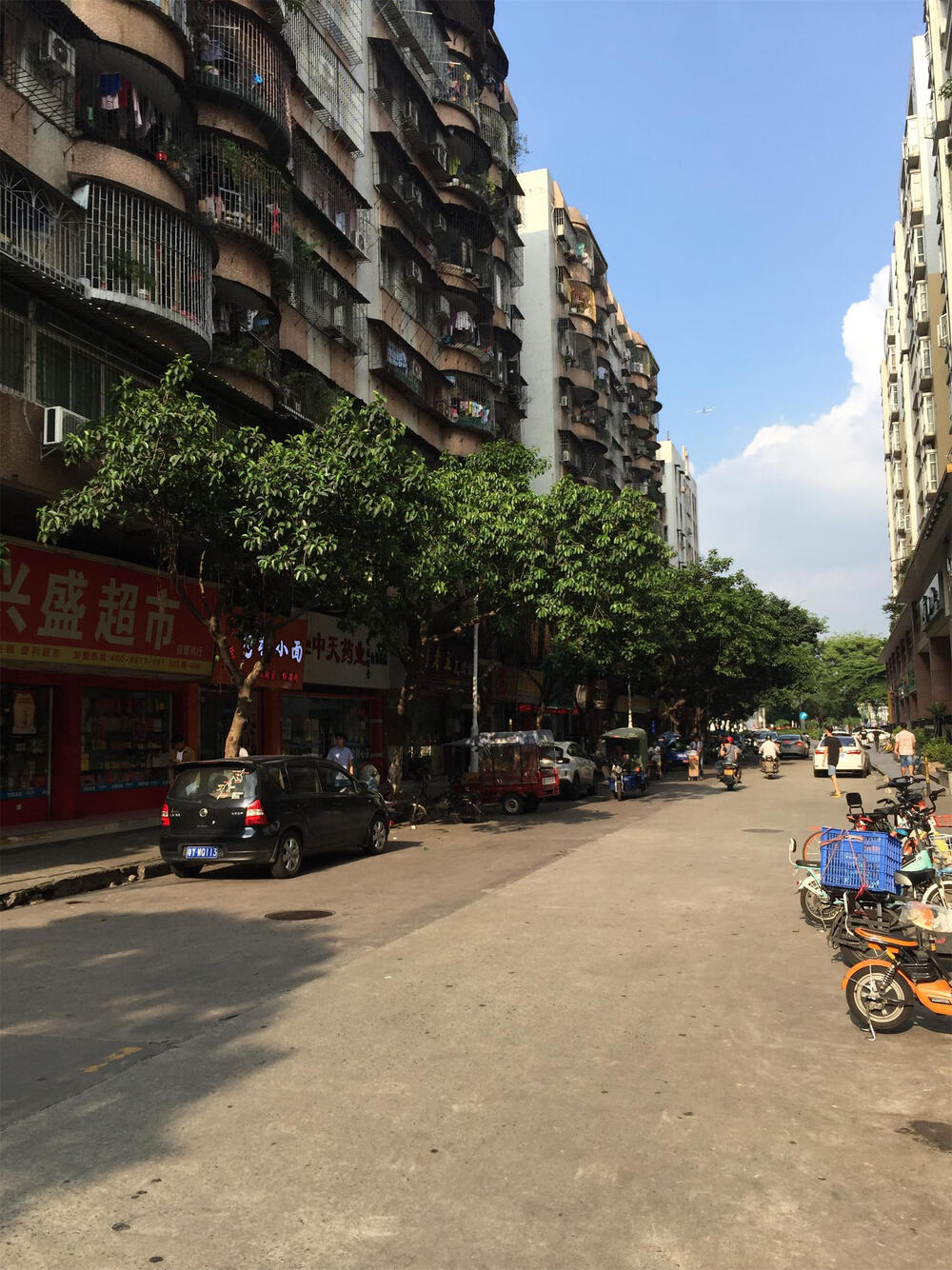 第二次拍卖佛山市南海区黄岐怡富广场裙楼37号铺