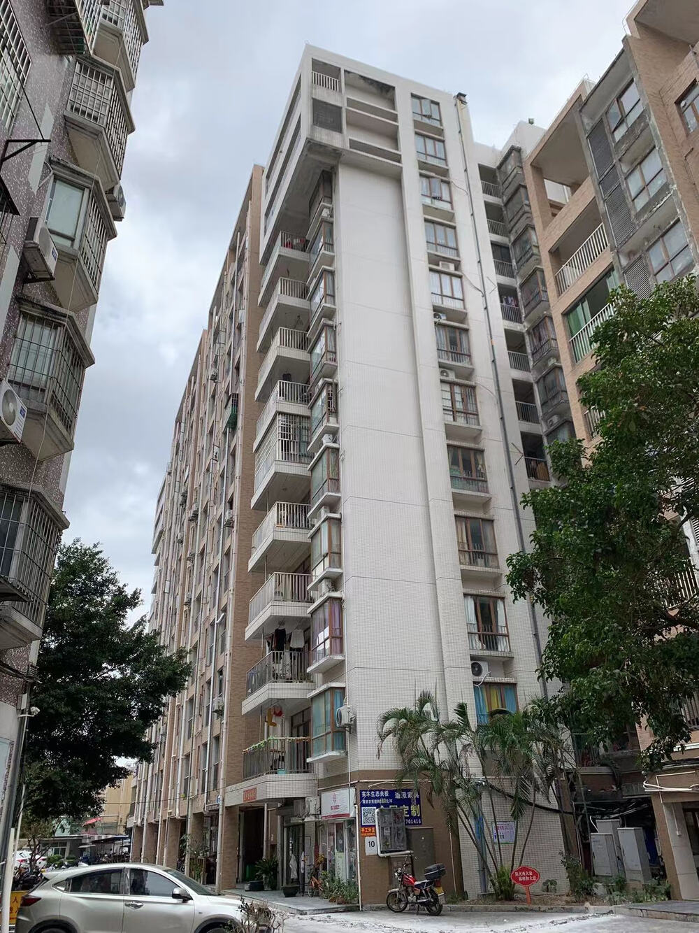 第一次拍卖珠海市斗门区井岸镇新堂路16号120号商铺