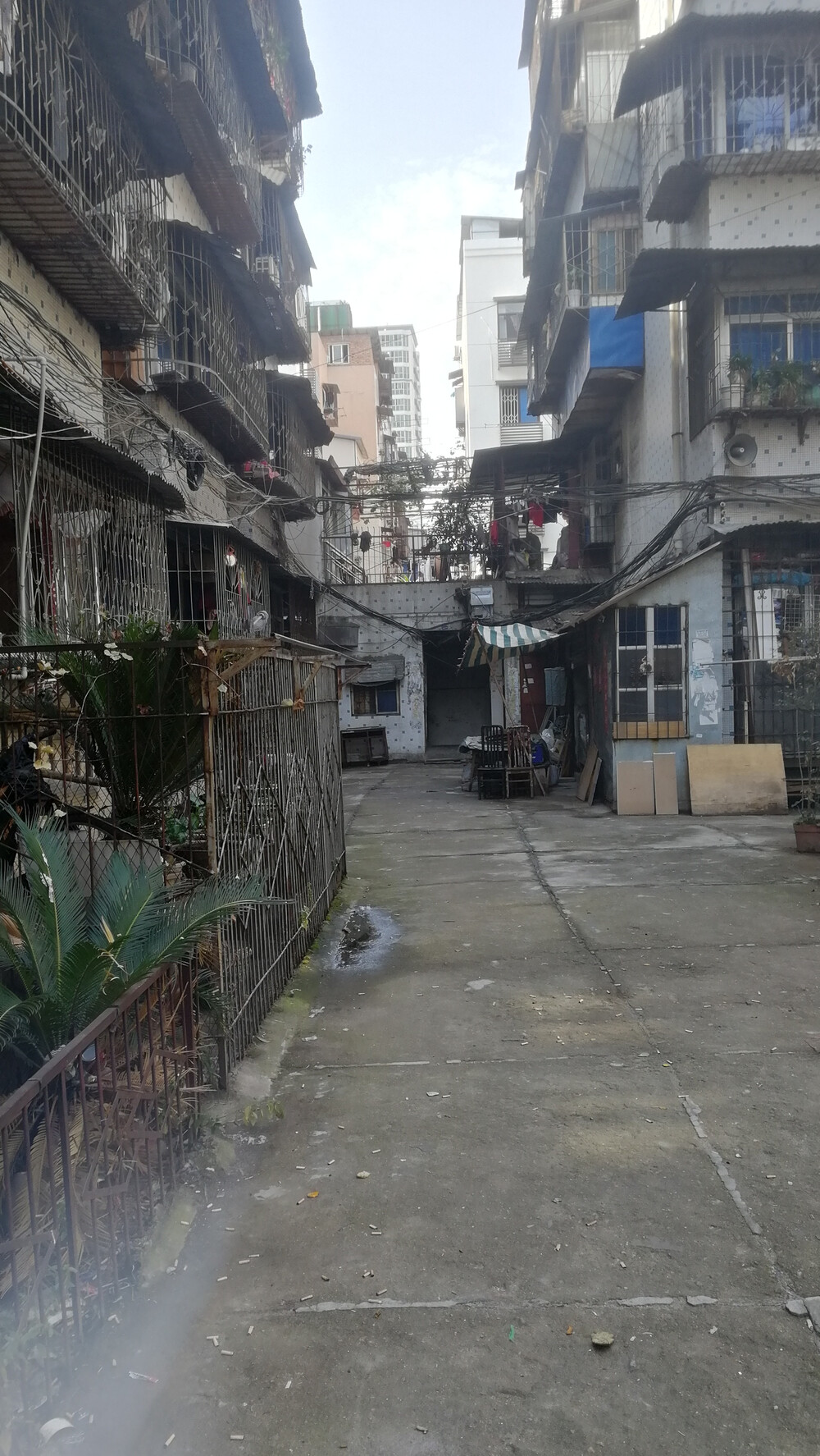 湖北省武汉市硚口区汉正街华贸商城3号9单元7层2号-京东司法拍卖