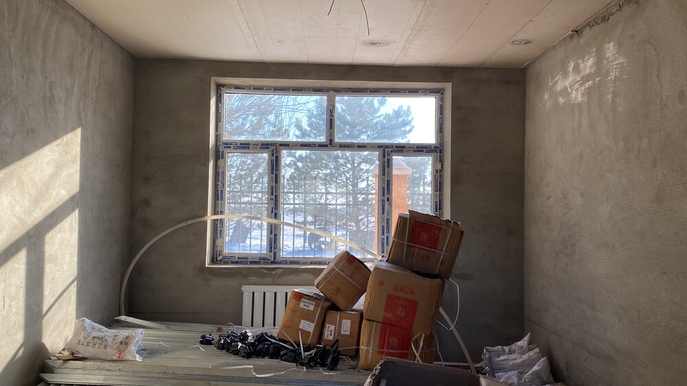 位于黑龙江省青冈县祯祥镇五福桥经济开发区的一宗土地使用权及地上