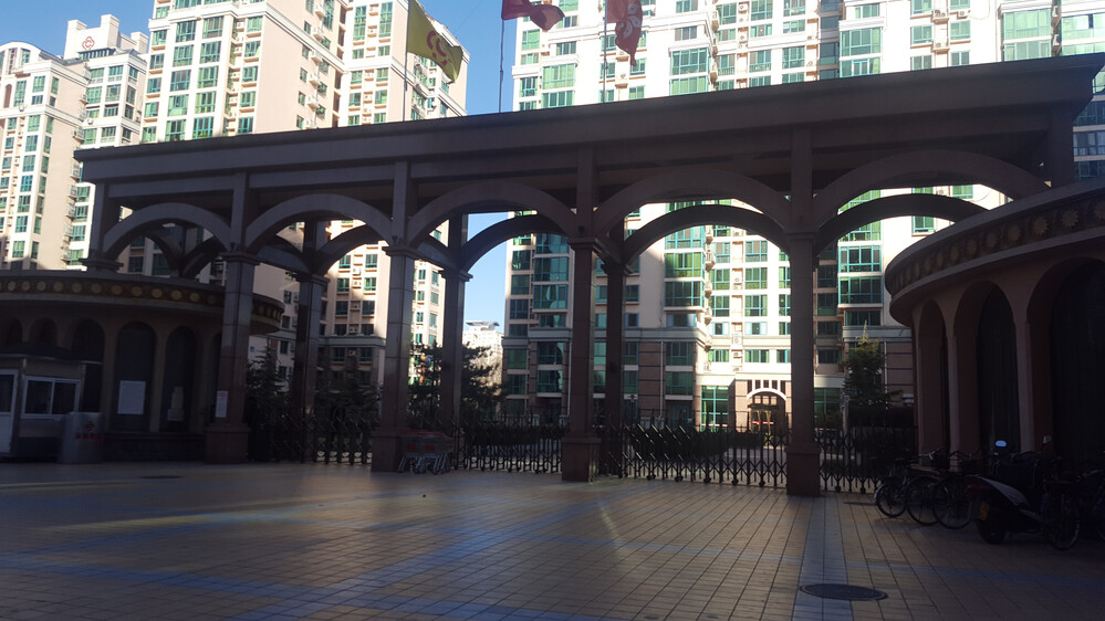 交通便捷度较好周边配套小区东临马甸东路,南临冠城南园,西邻月季