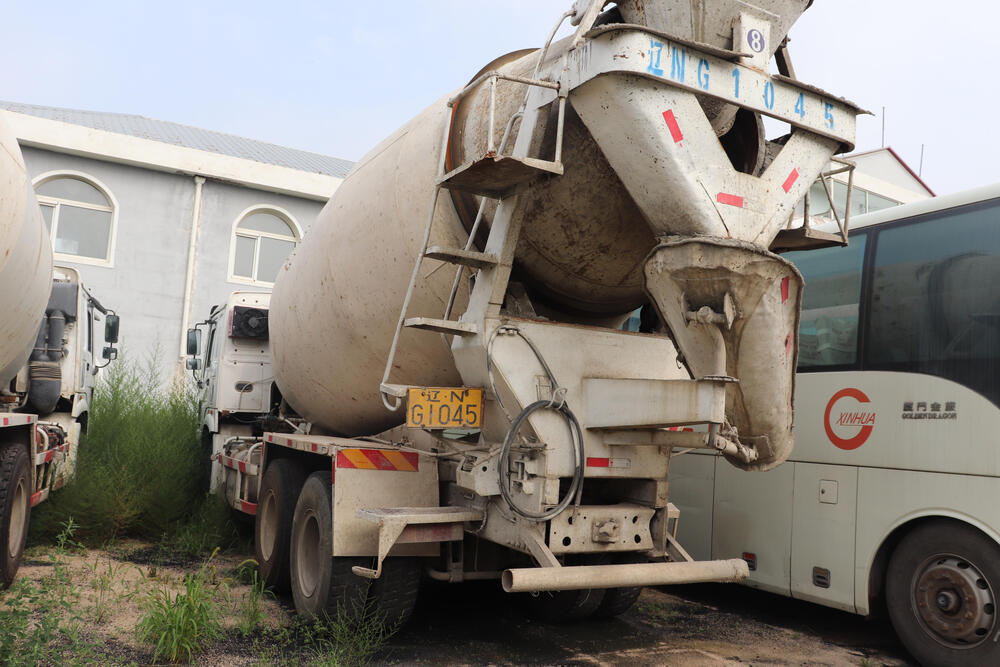 辽ng104567重型特殊结构车1辆