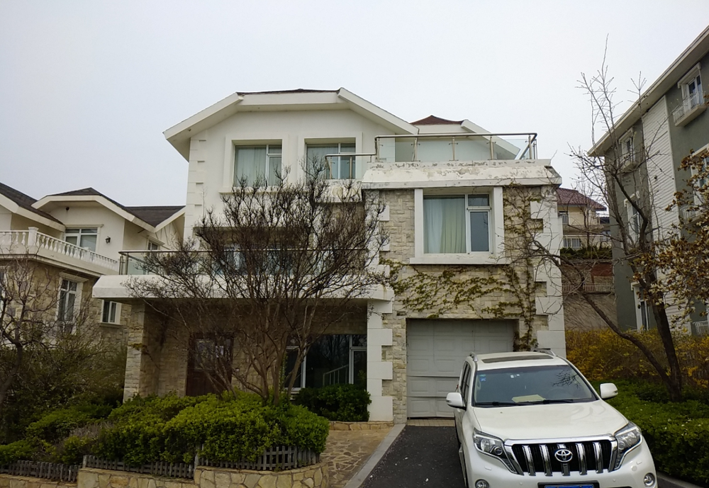 大连中山区滨海路100号华侨别墅36号楼房屋