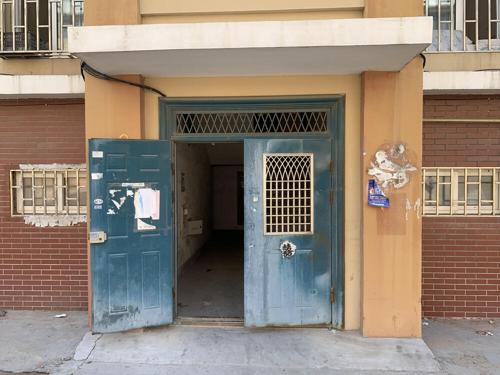 6层,建筑结构:混合,(特别提醒:该房产系农村集体开发建设的住宅用房