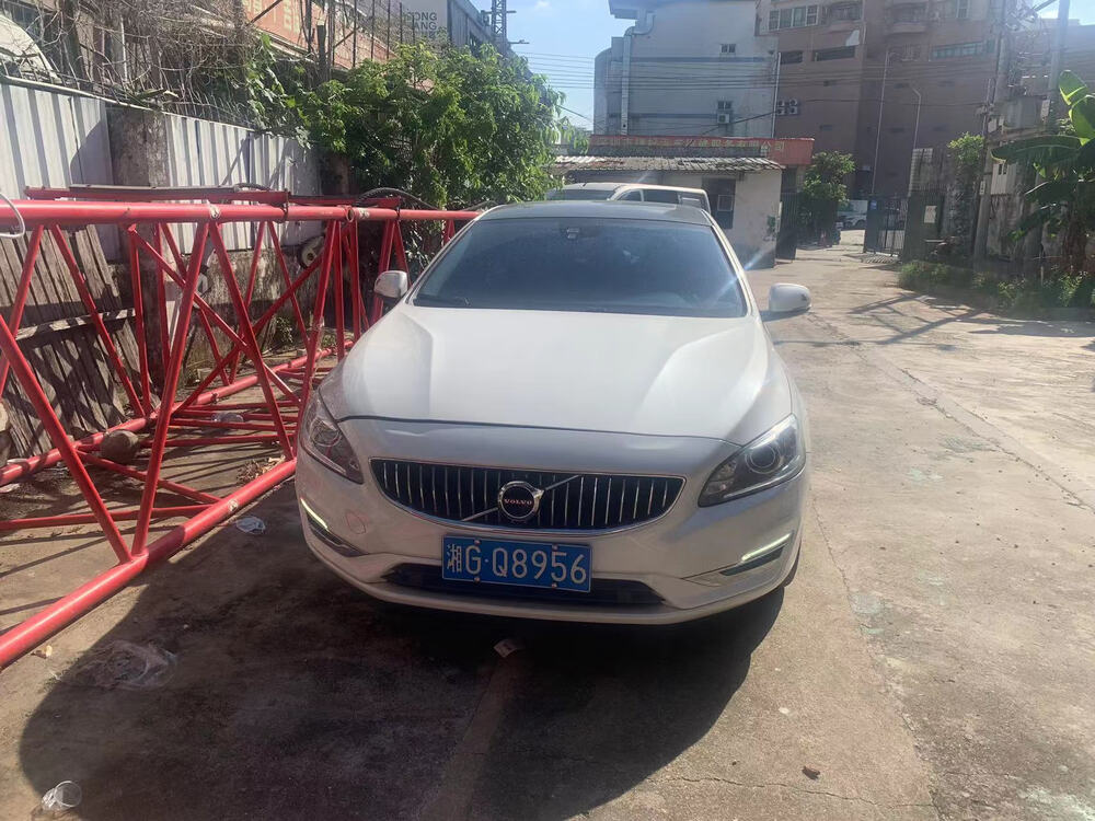 幸建军名下车牌号为湘 gq8956的汽车