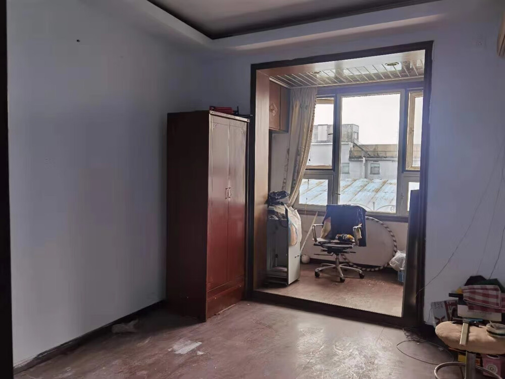 南昌市东湖区北京东路41号9栋4单元802室