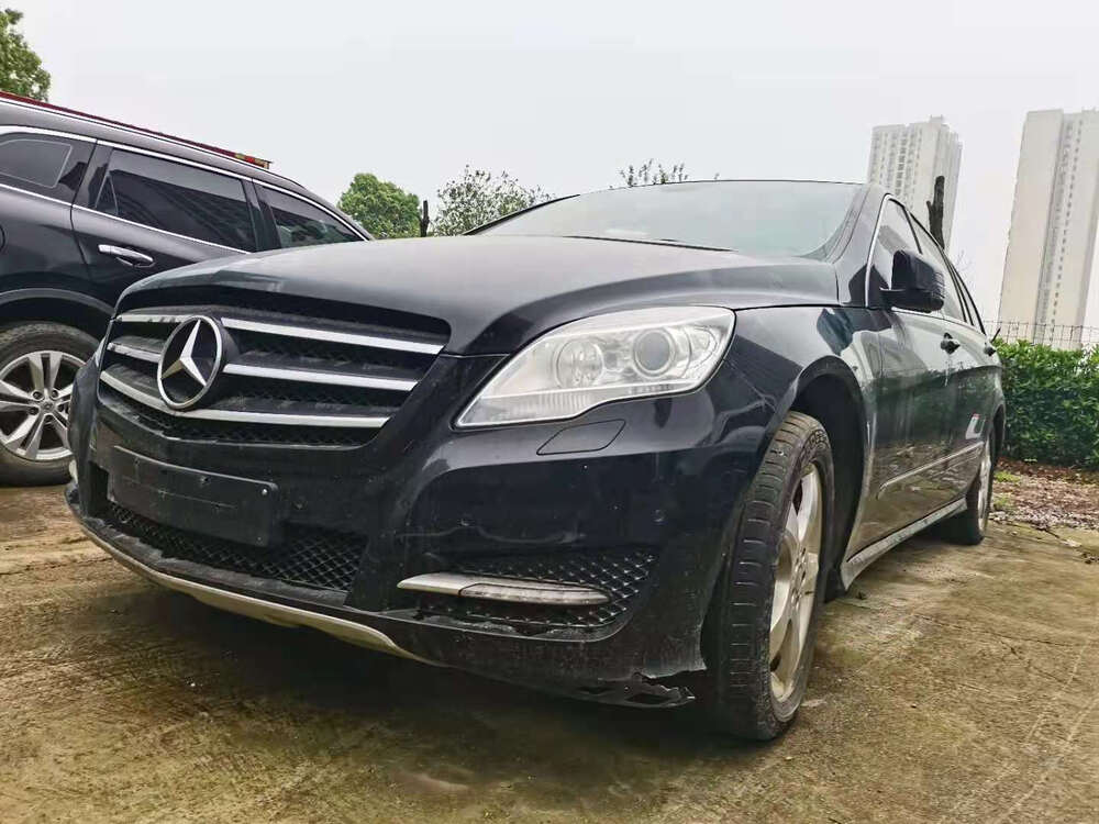 鄂bbd555梅赛德斯奔驰