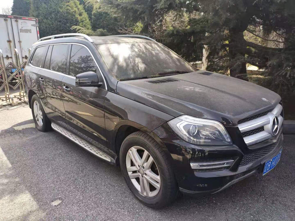 第一次拍卖辽bhooho号梅赛德斯奔驰wdcdf2de小型越野客车