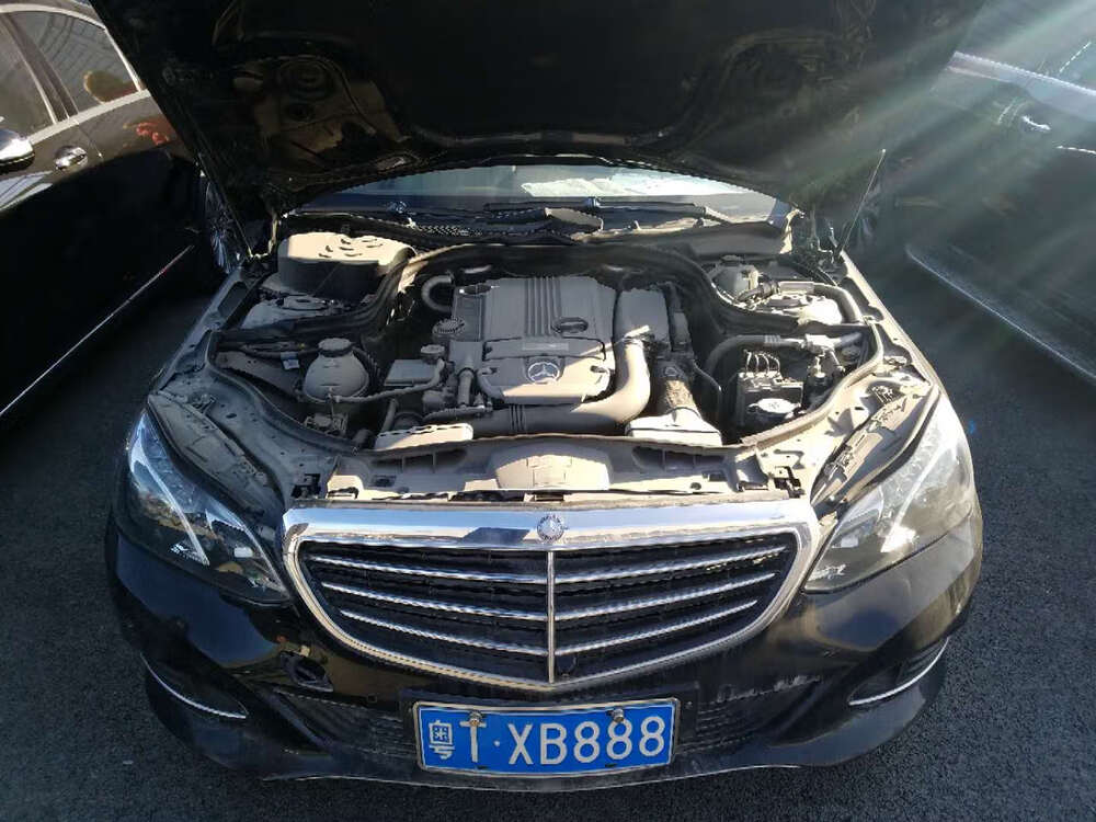 车牌号为粤txb888奔驰牌车一辆不带牌