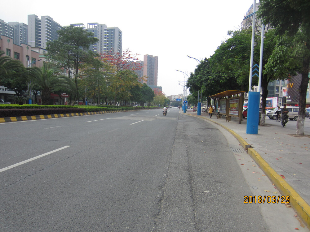 第一次拍卖中山市东凤镇凤翔大道28号2001卡等共25个商铺