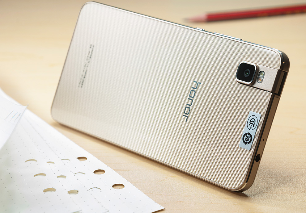 华为 荣耀7i 双卡双待 4g 智能 手机 冰川白 电信4g (2g ram 16g rom)