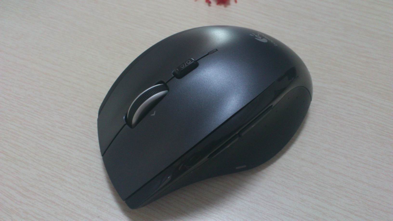 罗技(logitech) m705 无线激光鼠标--应该使用到现在最贵的鼠标了...