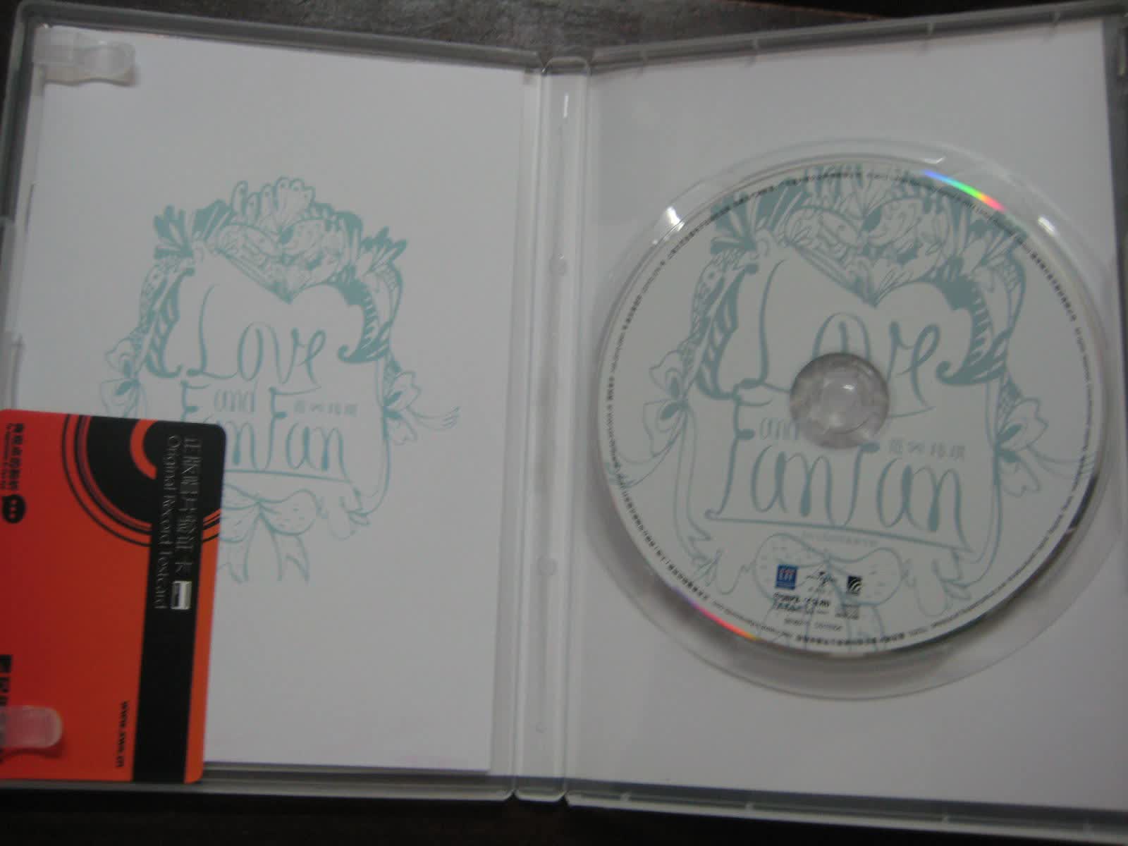范玮琪：Love&FanFan（2011年全新国语专辑）（CD） 实拍图