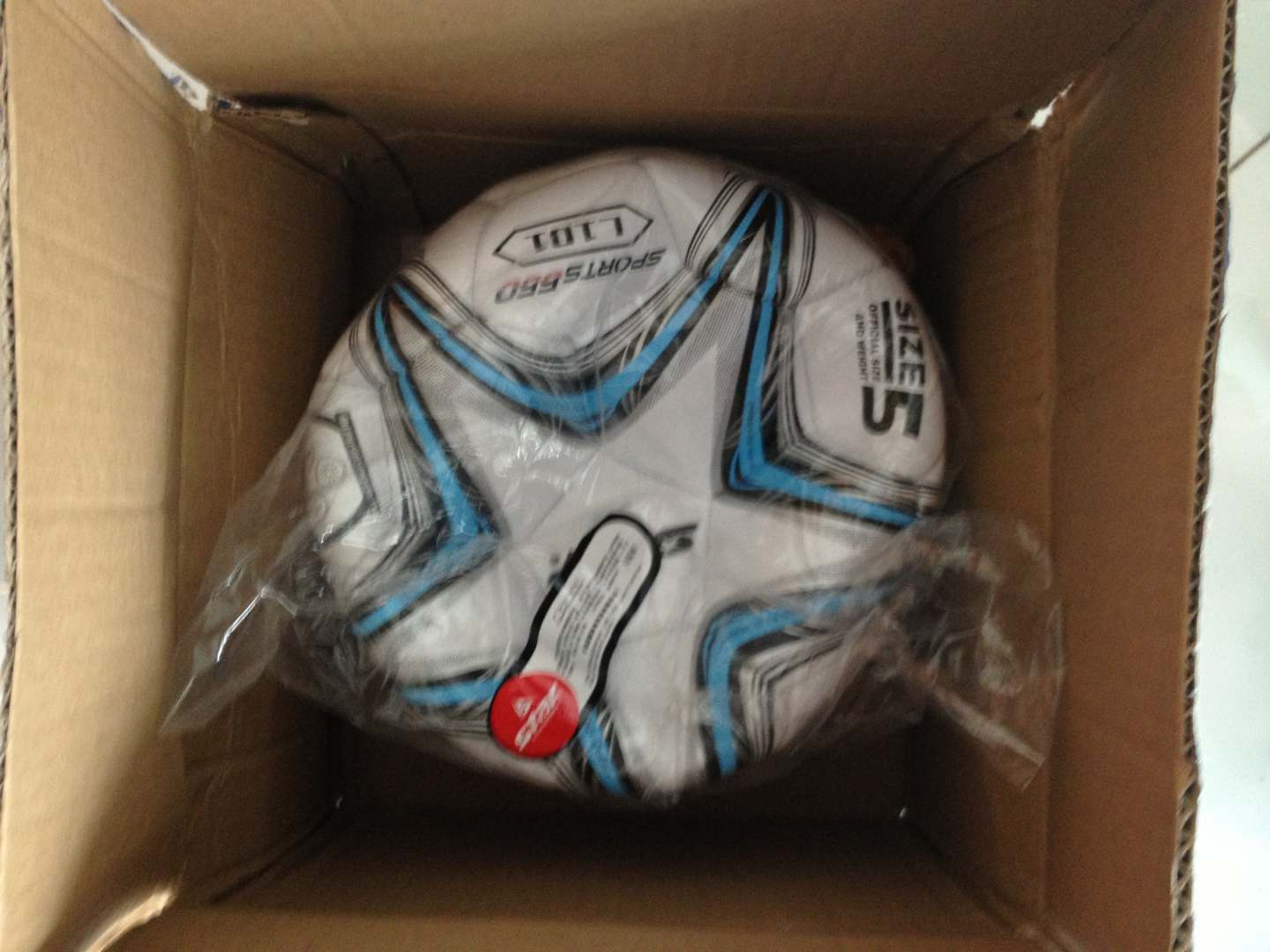 世达（star）儿童训练4号足球中小学生教学训练用5号球机缝耐磨PVC材质SB8784C SB8785C-06青少年适用5号球 送配件礼包 实拍图