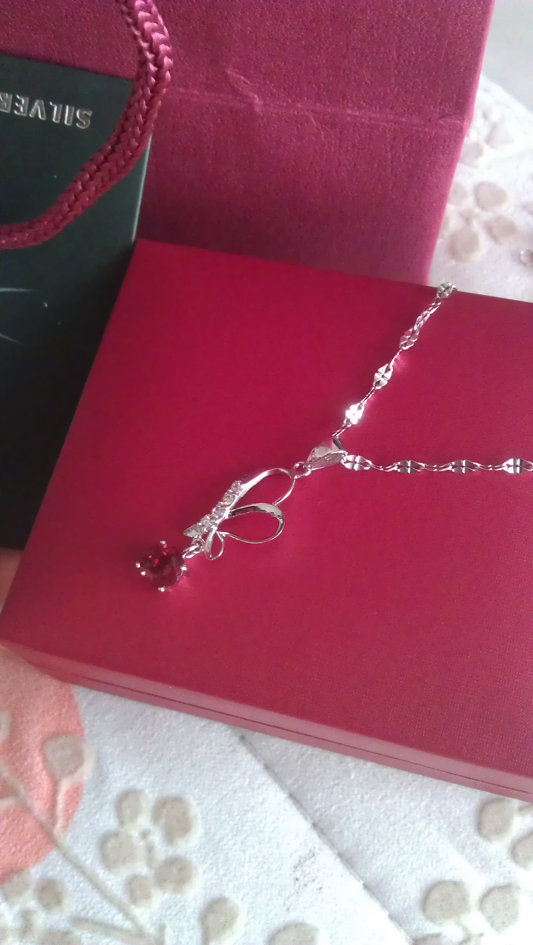 珂瑞逸银蝴蝶项链女士款学生潮流锁骨颈链子吊坠送情侣女朋友时尚清纯