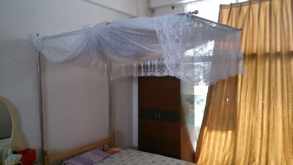 圣安贝（ShenAnBei） 圣安贝 蚊帐不锈钢加厚30MM粗管伸缩1.8m三开门免打墙 玉色一代U形三开门 200cm*150cm*220cm 长宽高 实拍图