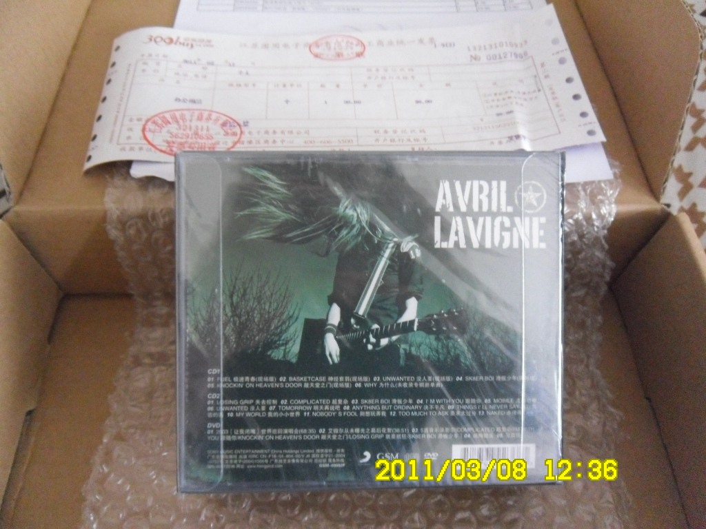 艾薇儿（2CD+1DVD）影音珍藏 实拍图