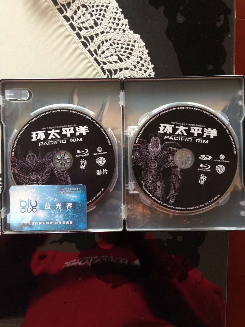 环太平洋（蓝光碟 3DBD+BD+BD）（限量铁盒版） 实拍图