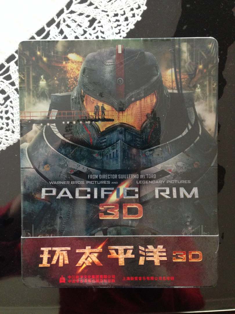 环太平洋（蓝光碟 3DBD+BD+BD）（限量铁盒版） 实拍图