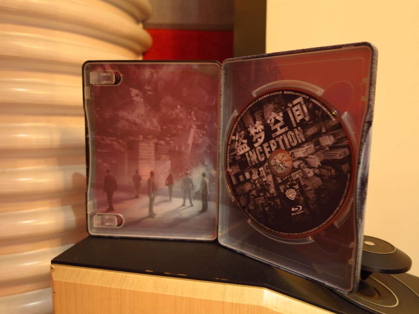 盗梦空间（蓝光碟  BD50）（京东专卖经典铁盒版） 实拍图