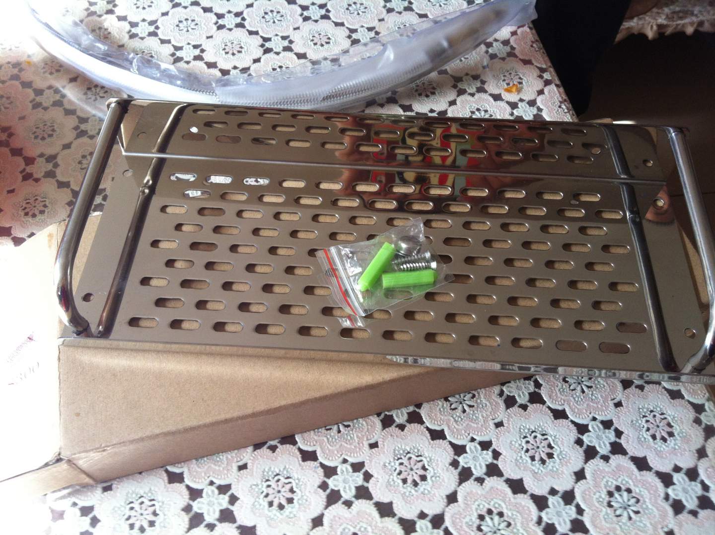 欧吉美（OJM）浴室不锈钢镂空置物架  卫生间置物架 洗手间20-60cm可选 置物架S300-30cm长 均码 实拍图