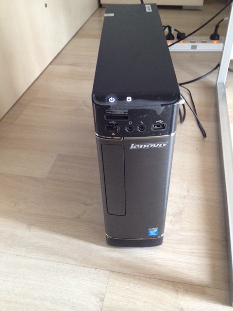 联想(lenovo) 家悦 s520 台式主机 (g2030 2g内存 500g硬盘 dvd linux