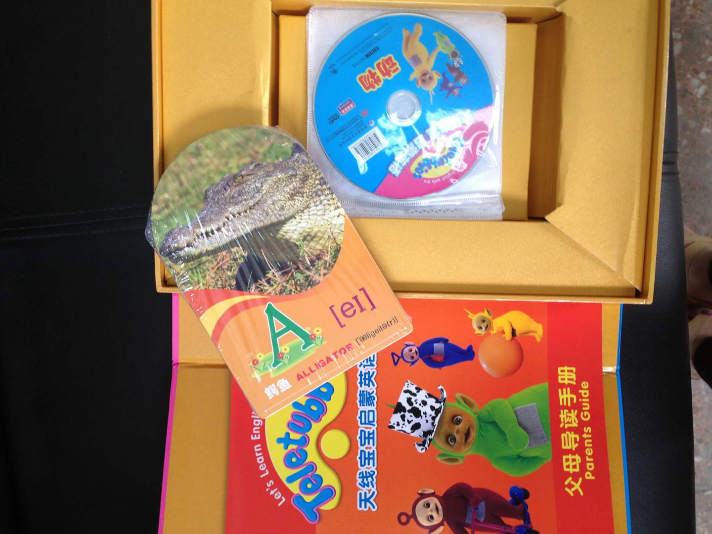 天线宝宝启蒙英语（6DVD＋96张卡片+64P册子） 实拍图