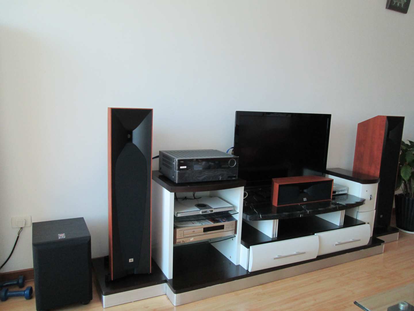 studio 580bk 音响 音箱 家庭影院 电视音响 落地影院 组合音响 客厅