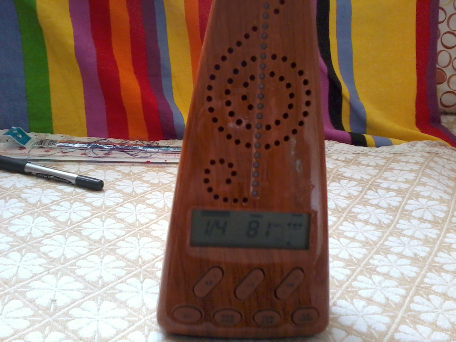 CHERUB小天使 WMT-220小提琴吉他架子鼓人声数拍钢琴节拍器电子通用款 木纹色 实拍图