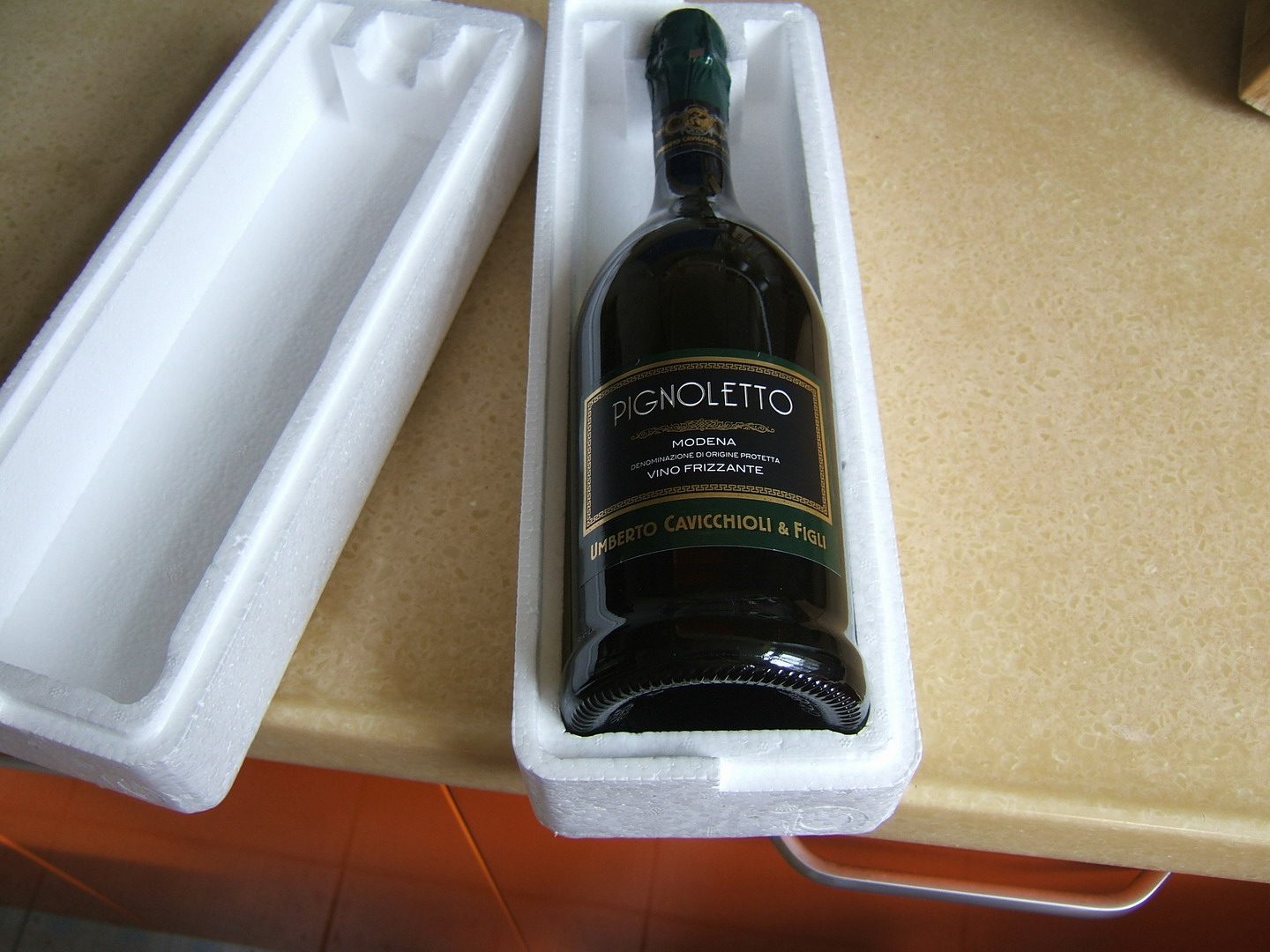 原瓶进口意大利匹诺莱托 半干低泡白葡萄酒套装音乐礼盒（意大利凯维留里酒庄直采 每套6瓶+1CD 750ml每瓶） 实拍图