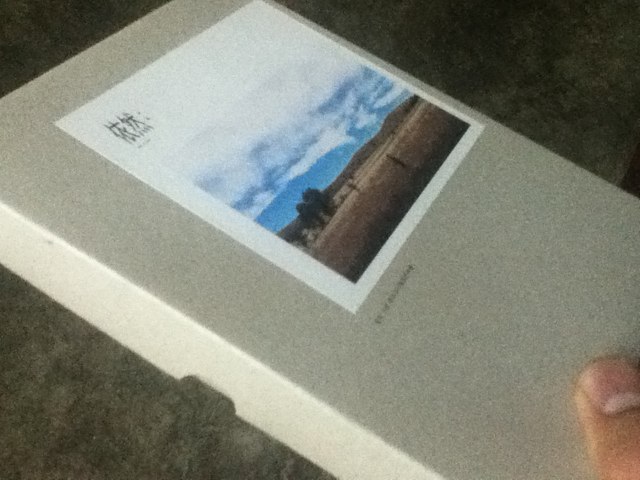 李健2011全新专辑：依然（第5张创作专辑 CD） 实拍图