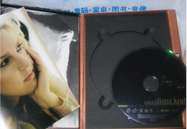 爵士乐：戴安娜·克劳蒙特利尔爵士节25周年音乐会（精装）（DVD9）（京东专卖） 实拍图