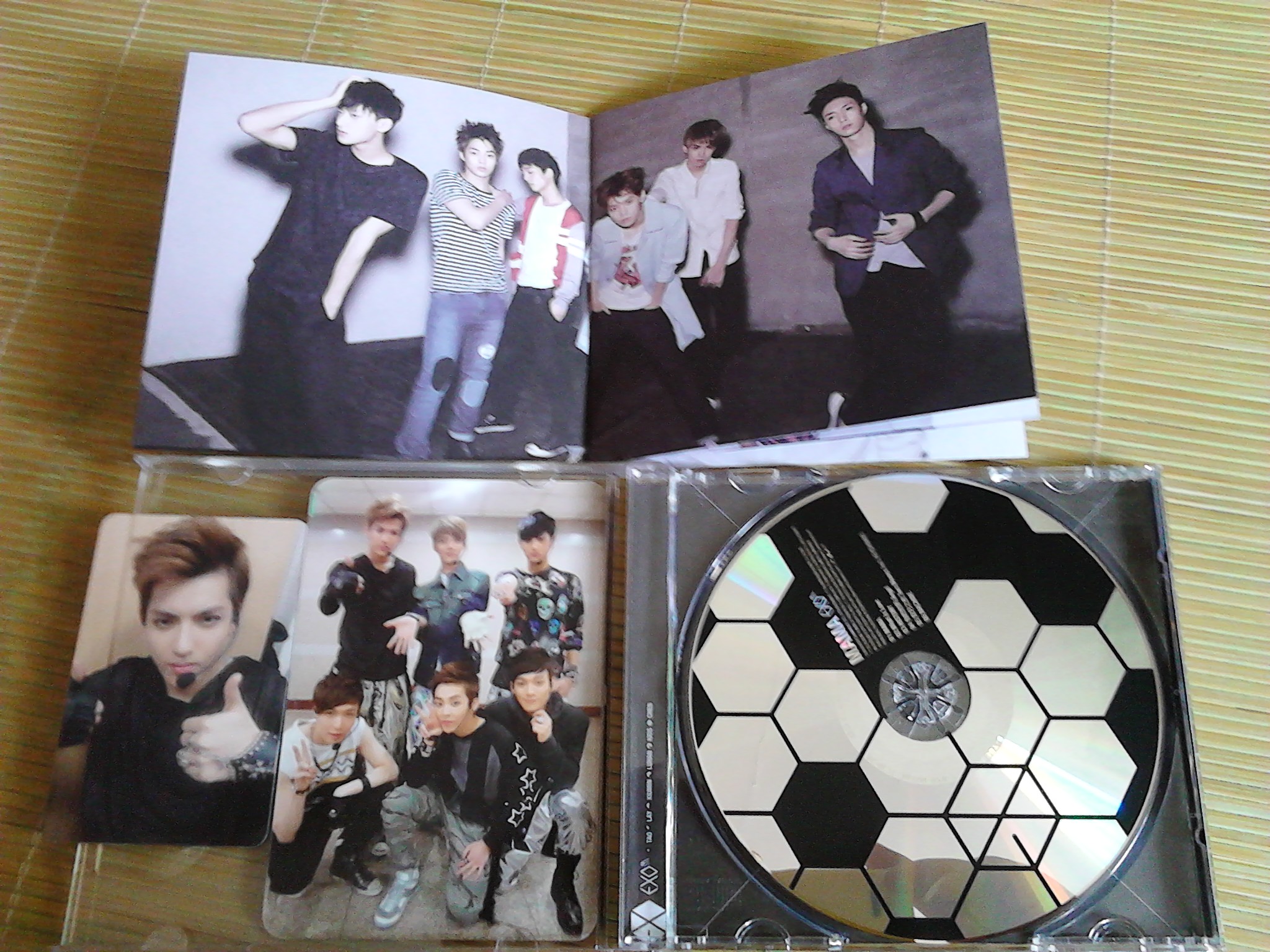 exo-m:1st mini album mama (cd)--exo-m 专辑