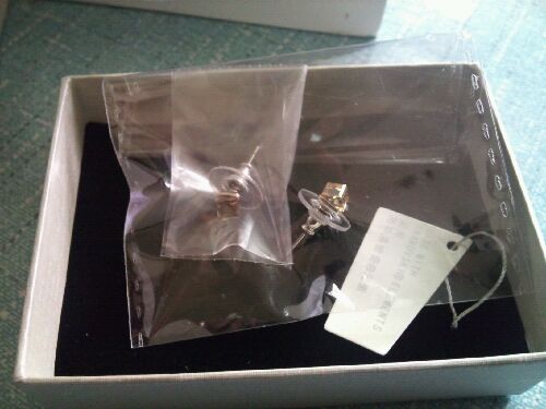 美立方/MELIFA 耳钉男女学生 人造水晶情侣耳环女925银针方形韩版百搭男生 小款-彩白(一对) 实拍图