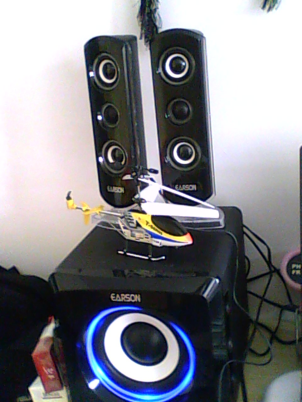 金士顿(kingston)ddr2 667 2g笔记本内存--华硕f8已经用了三年了,终于