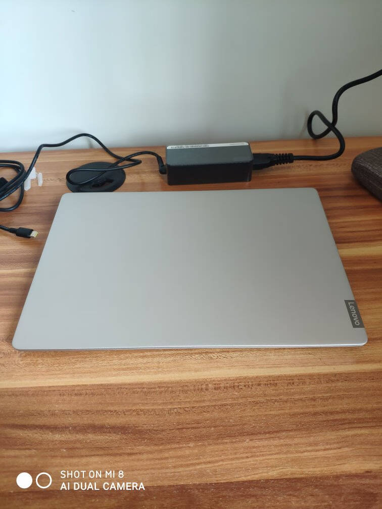 联想(Lenovo)小新Air152021款高性能轻薄本英特尔酷睿i515.6英寸全面屏笔记本电脑(i5-1135G716G512G100%sRGB高色域MX450独显)银