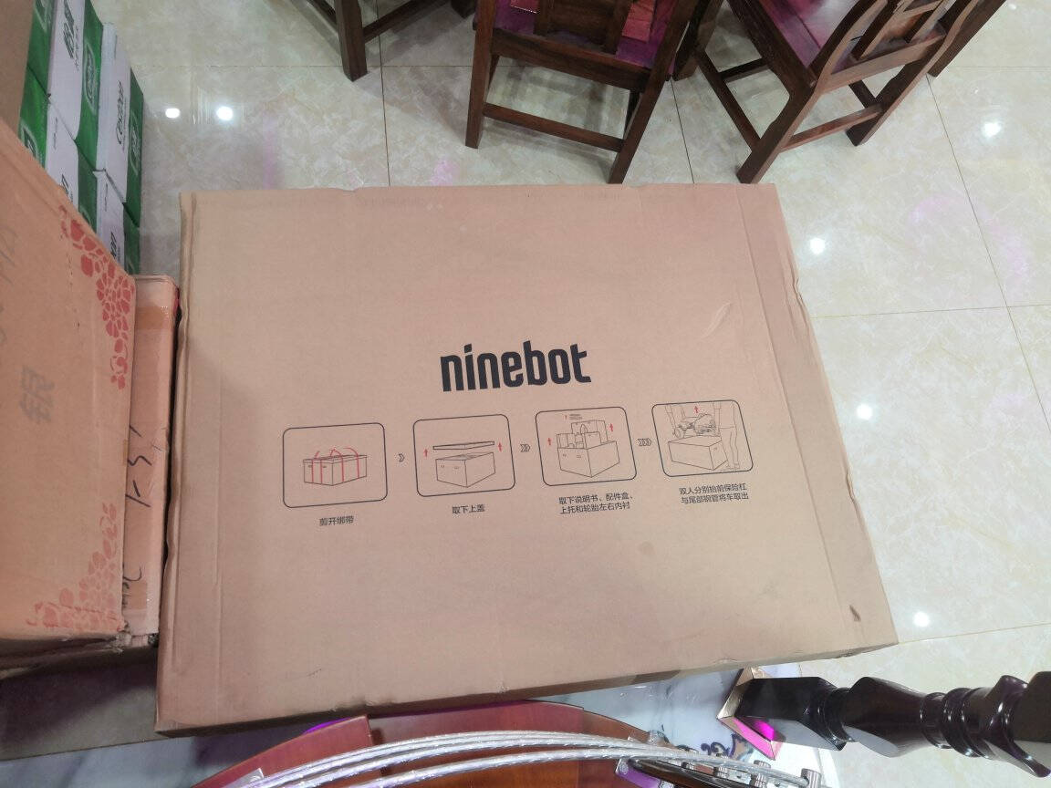 Ninebot九号骑行头盔小米滑板车平衡车电动车可用黑色