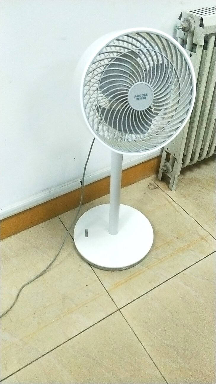 澳柯玛(AUCMA)俯仰90°空气循环扇/电风扇家用小风扇立柱式电扇静音落地扇KYT-18PA026