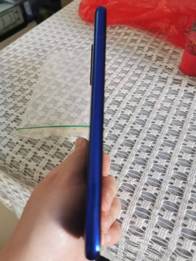 RedmiK30王一博同款120Hz流速屏前置挖孔双摄索尼6400万后置四摄4500mAh超长续航27W快充8GB+128GB花影惊鸿游戏智能手机小米红米