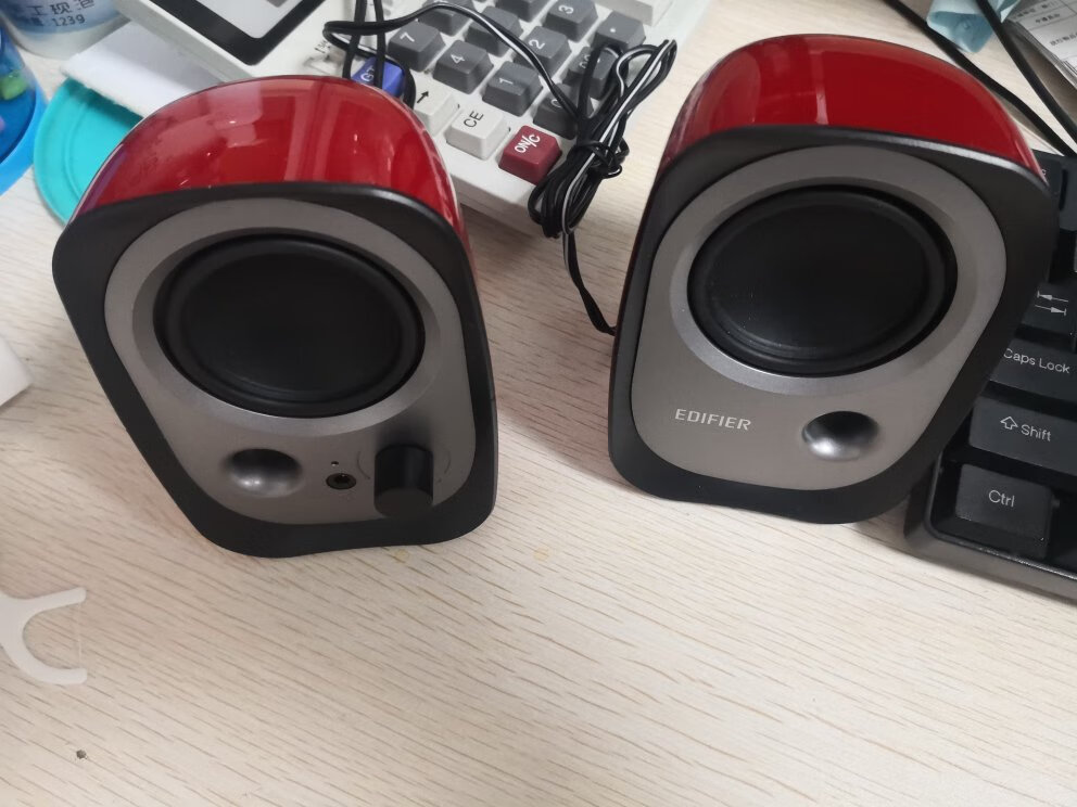 漫步者r12u时尚桌面音响送女朋友100元左右礼物