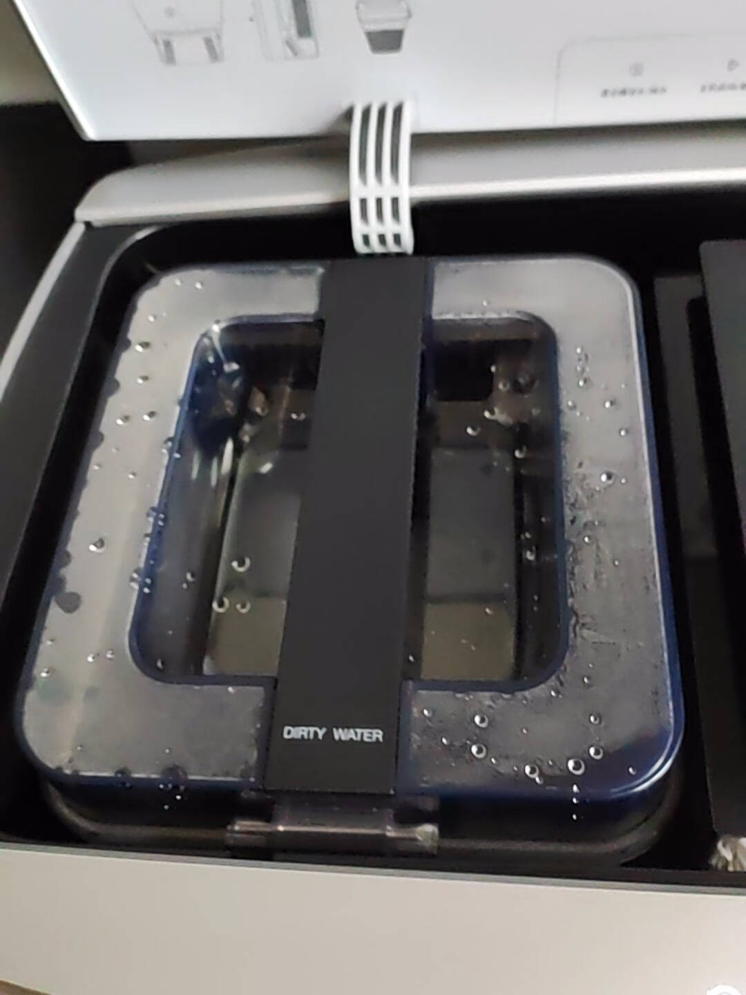 科沃斯(Ecovacs)窗宝WINBOTW1PRO擦窗机器人擦玻璃擦窗机器人家用擦窗神器WG888-11