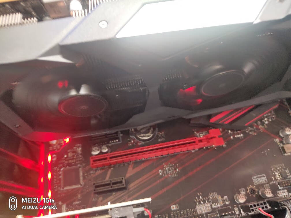B450MAORUSELITE+RX5700XTGAMINGOC+AMD3700X主板显卡CPU套装
